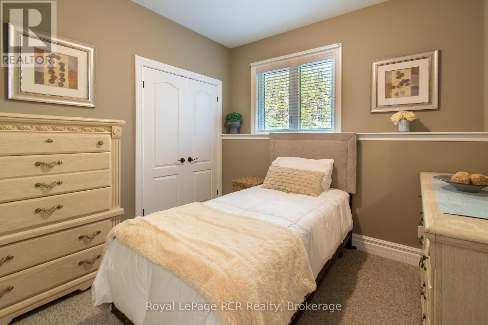 154 MACINTOSH DRIVE - 16