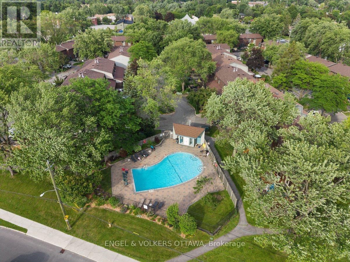 34 VIEWPOINTE PRIVATE - 23