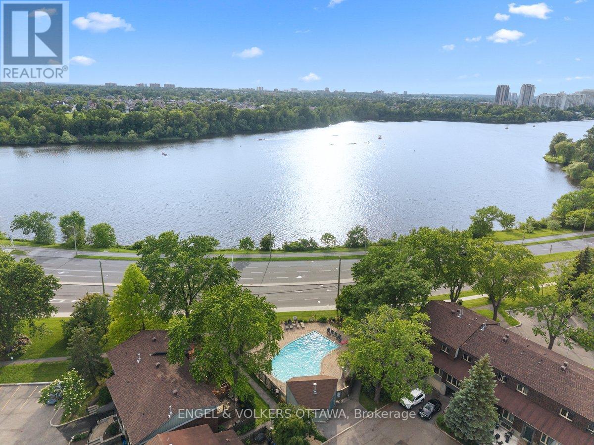 34 VIEWPOINTE PRIVATE - 25