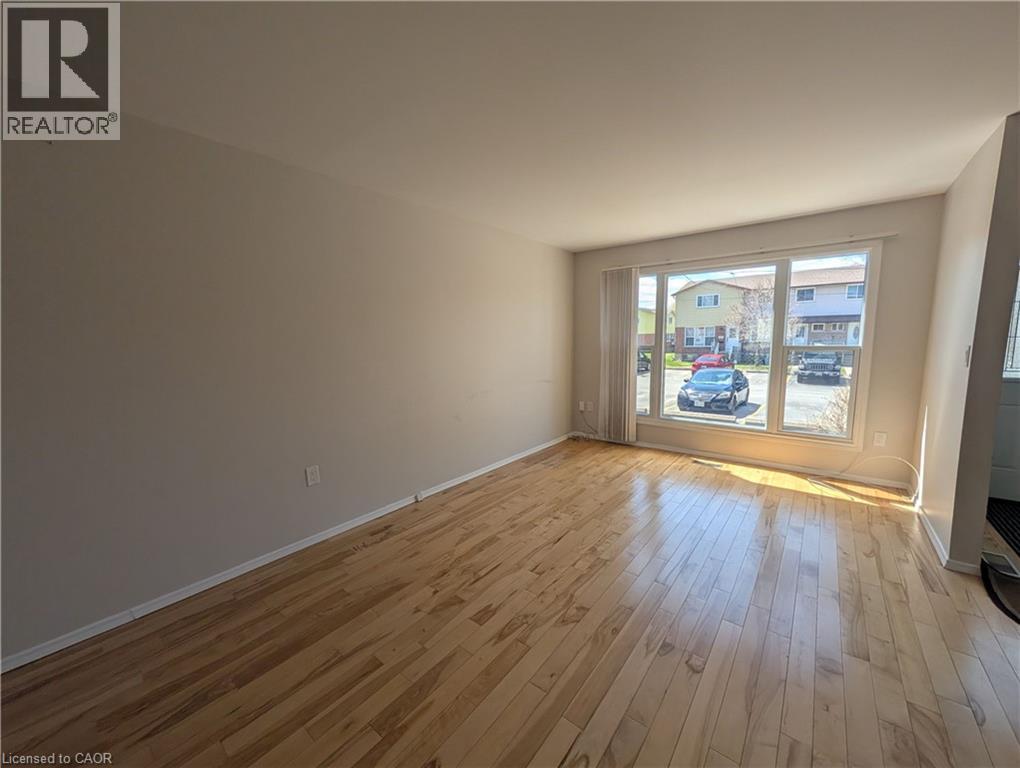 #7 27 ADDINGTON Street - 11