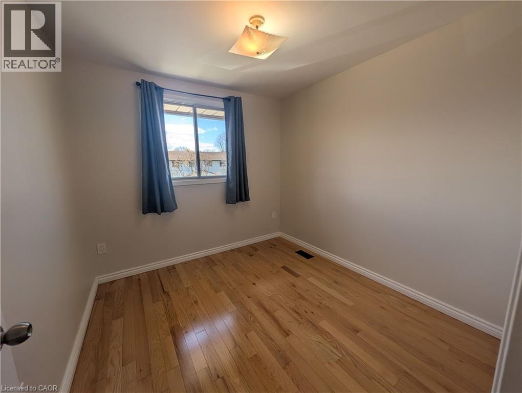 #7 27 ADDINGTON Street - 33