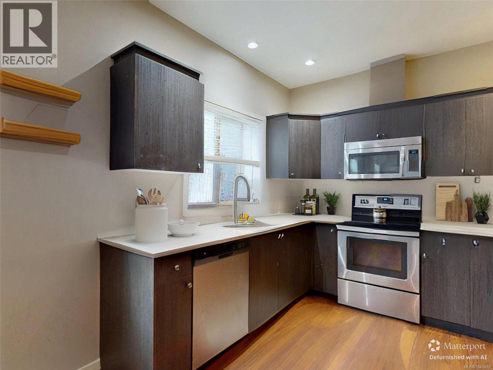 6986 Wright Rd - 7