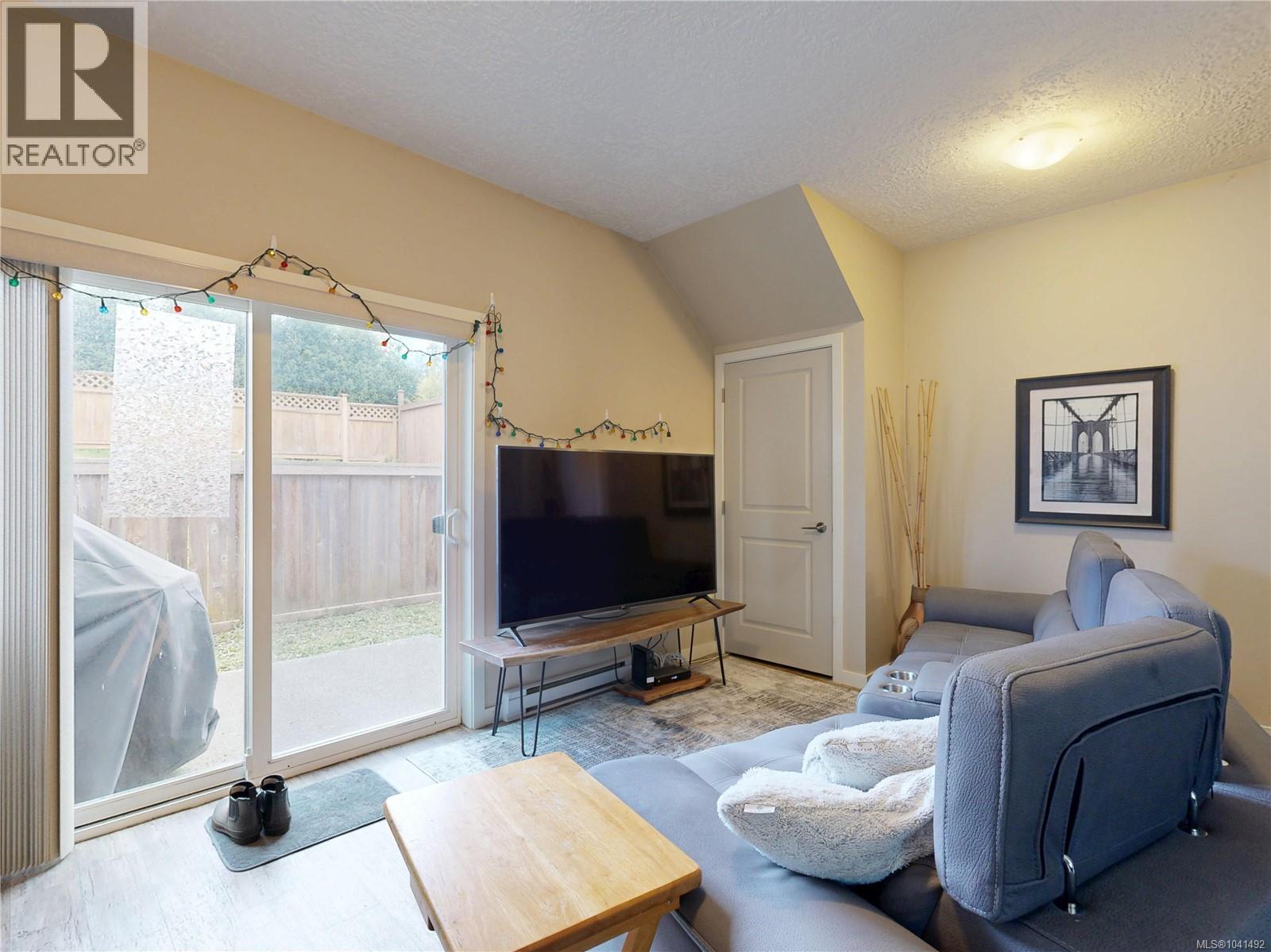 6986 Wright Rd - 14