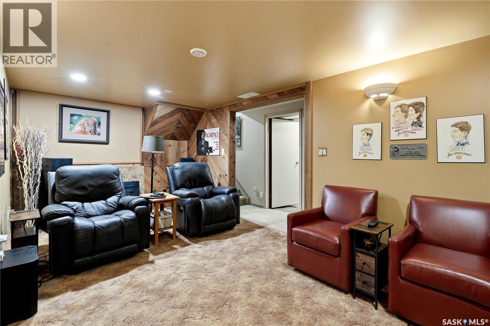 275 Wrigley CRESCENT — photo 34