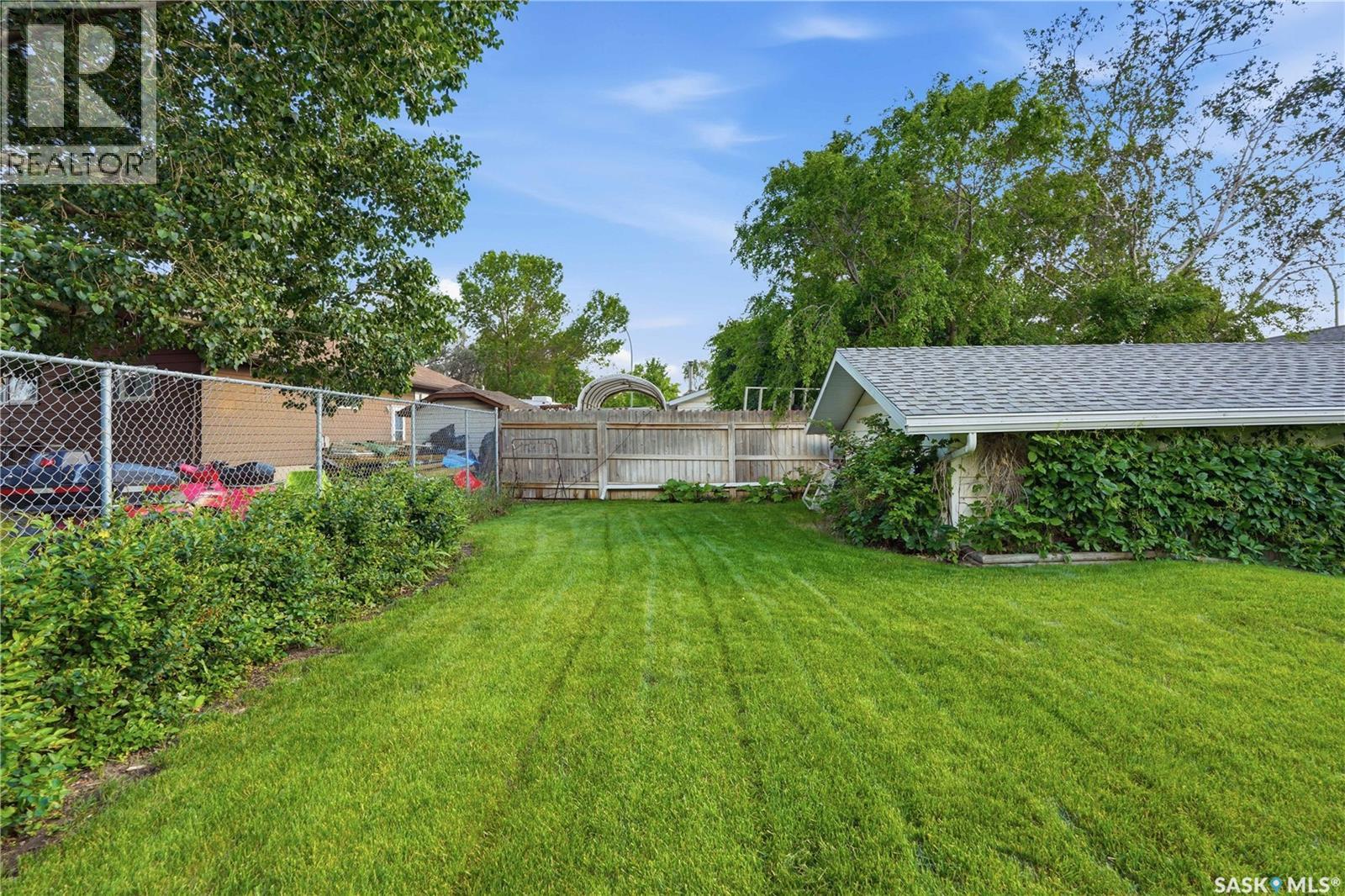 275 Wrigley CRESCENT — photo 43