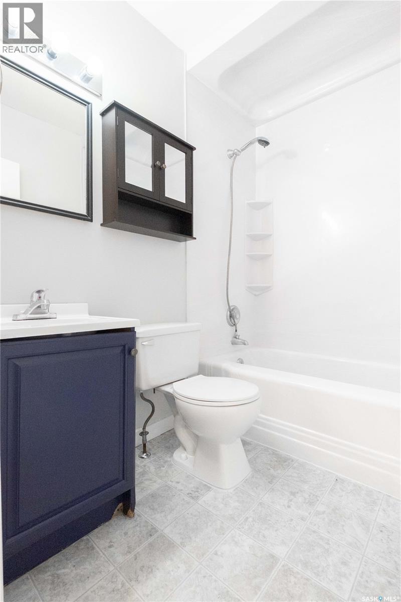 1414 Grey STREET - 16