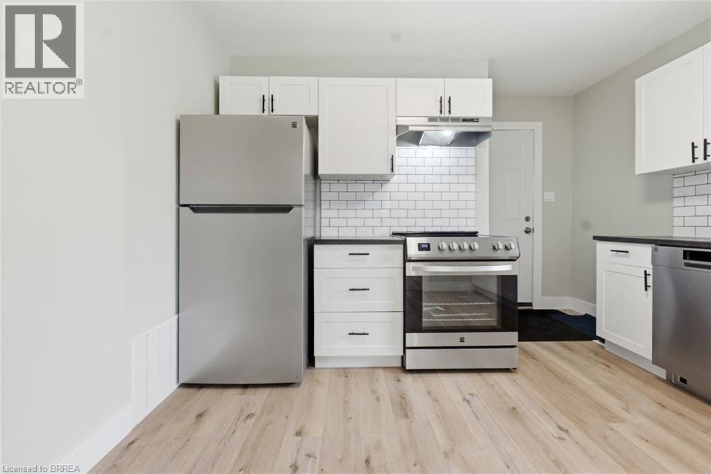 249 CLARENCE Street - 12