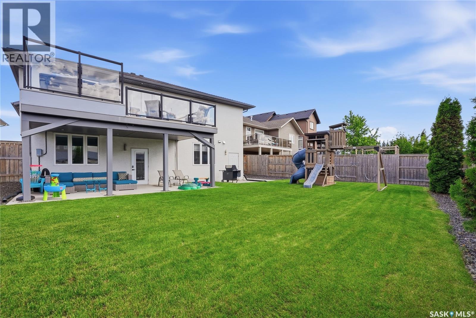 130 Sinclair CRESCENT — photo 67