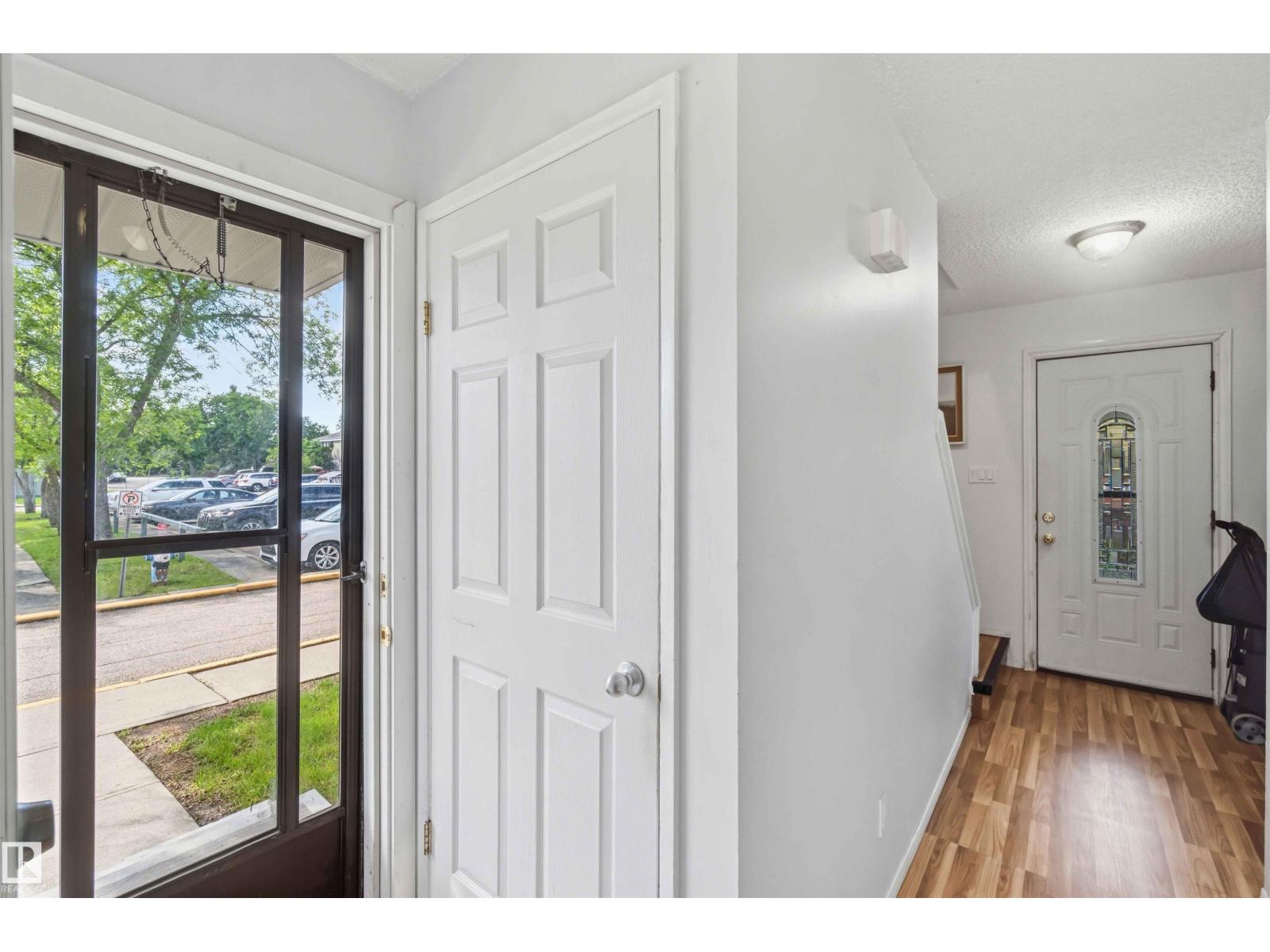 140 PRIMROSE GARDENS GD NW - 3
