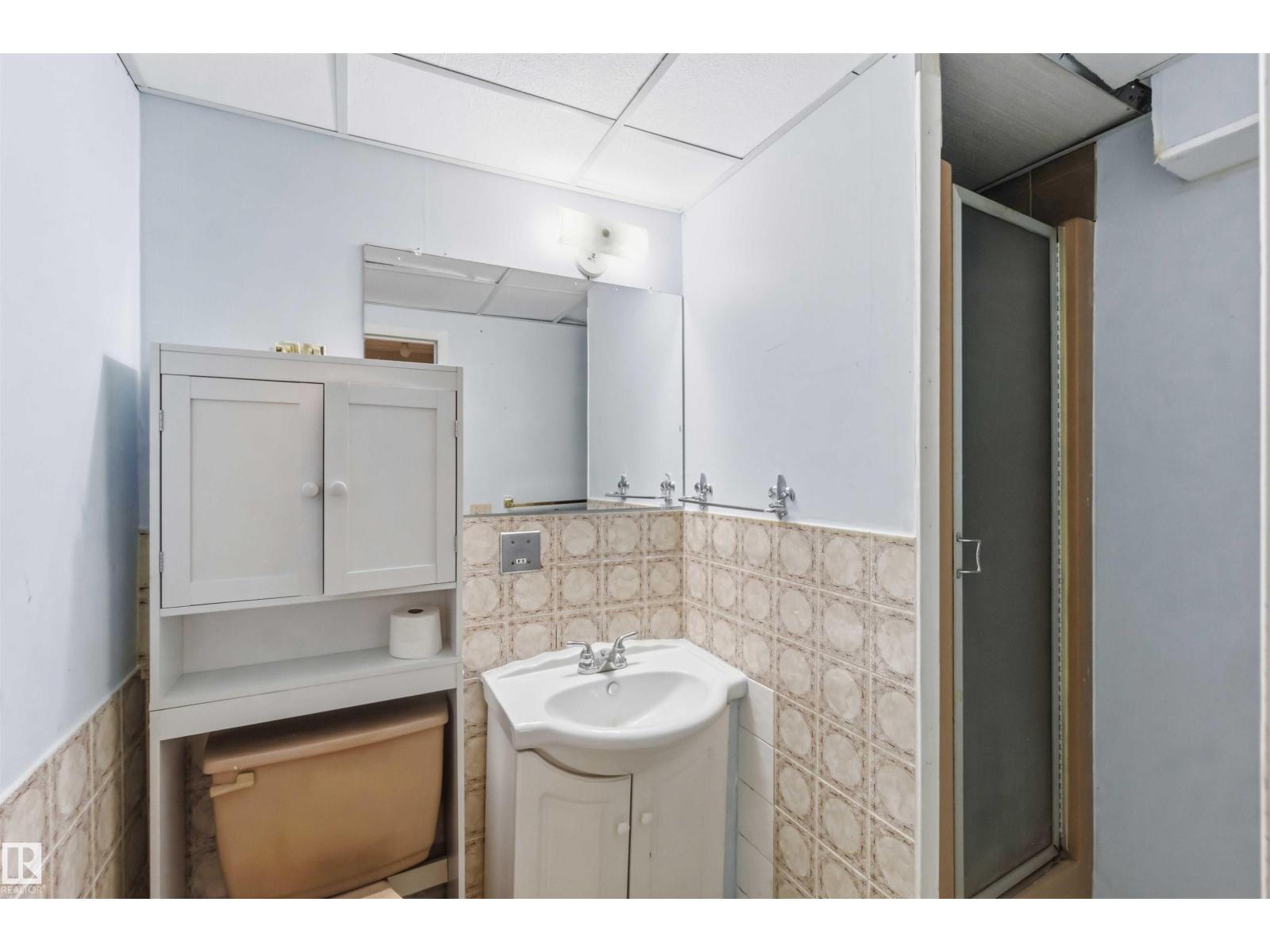 140 PRIMROSE GARDENS GD NW - 42