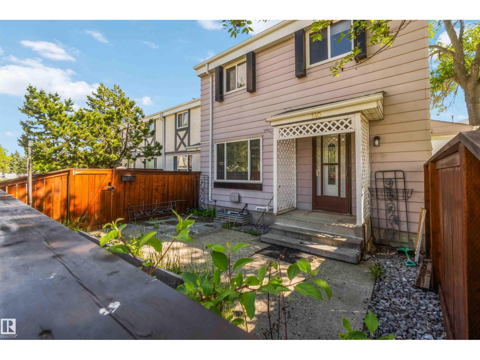 140 PRIMROSE GARDENS GD NW - 43