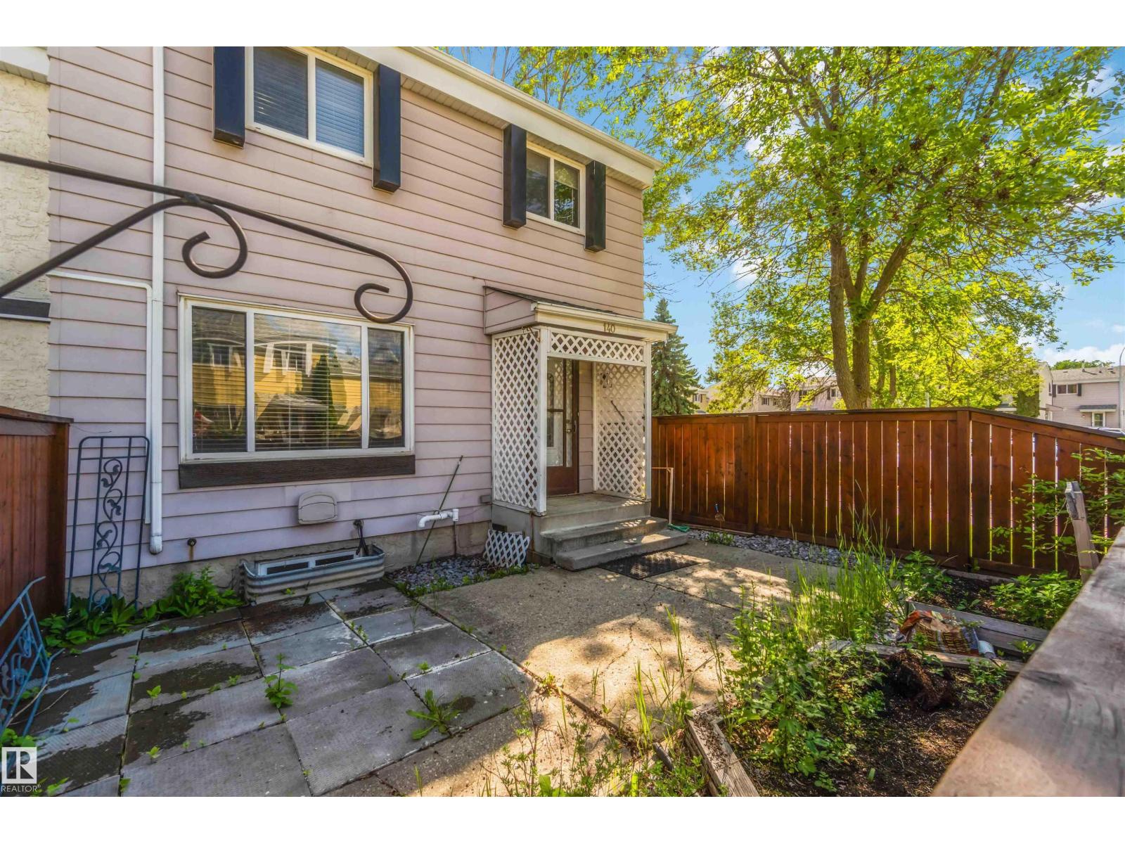 140 PRIMROSE GARDENS GD NW - 44