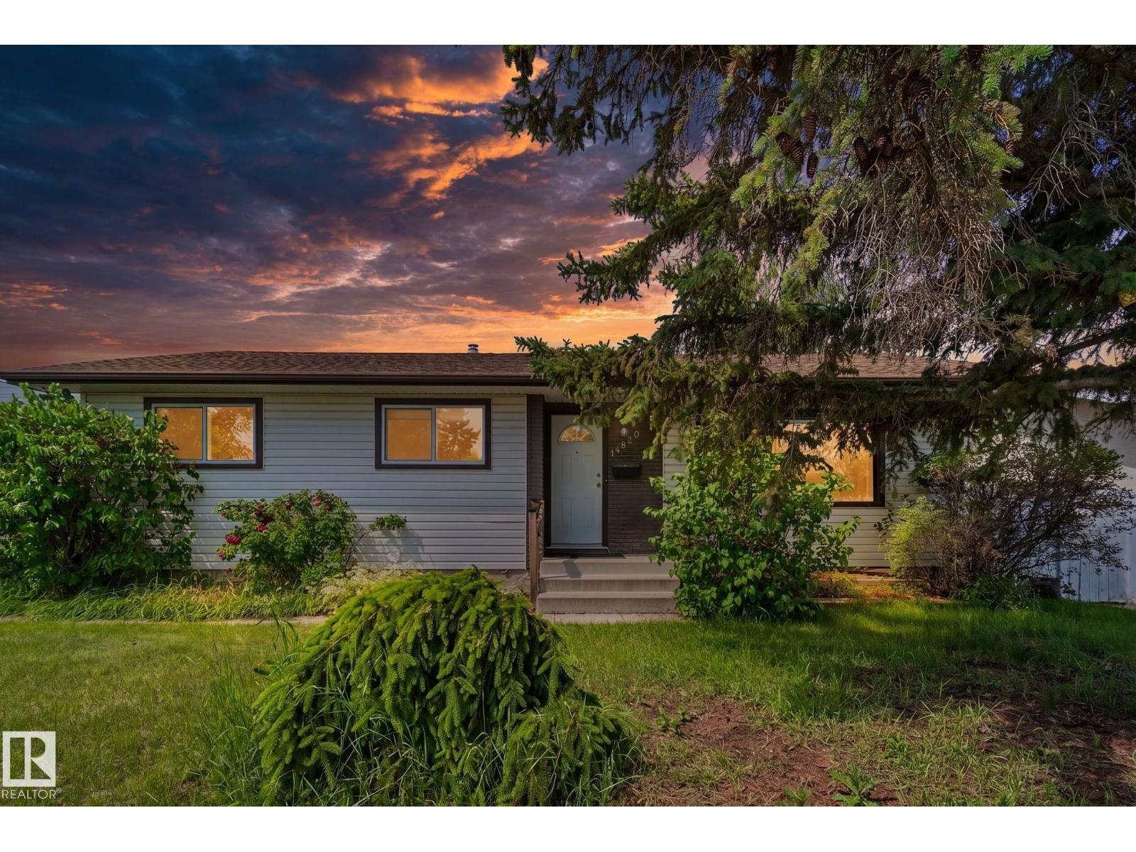 14820 75A ST NW - 1