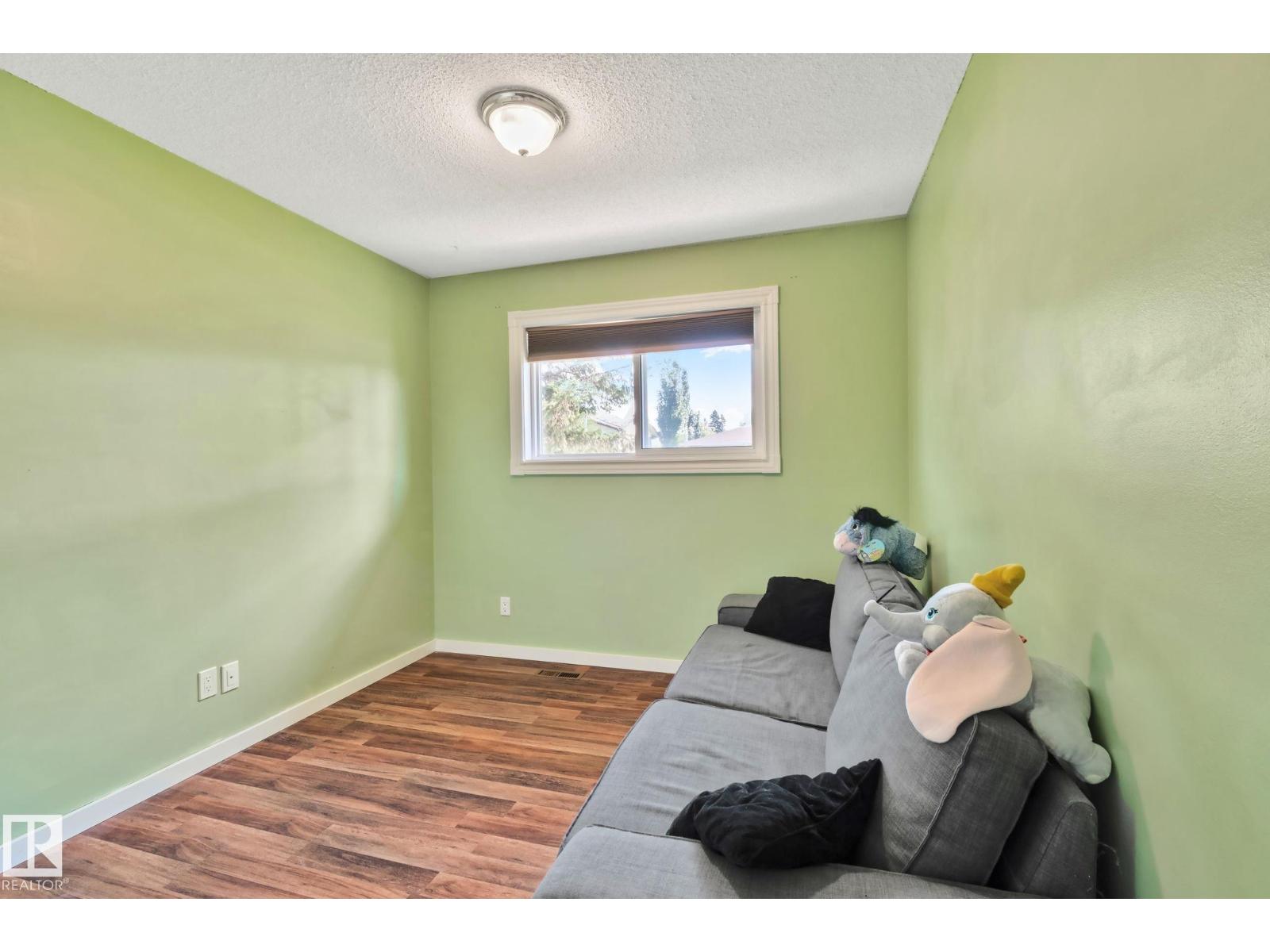 14820 75A ST NW - 14
