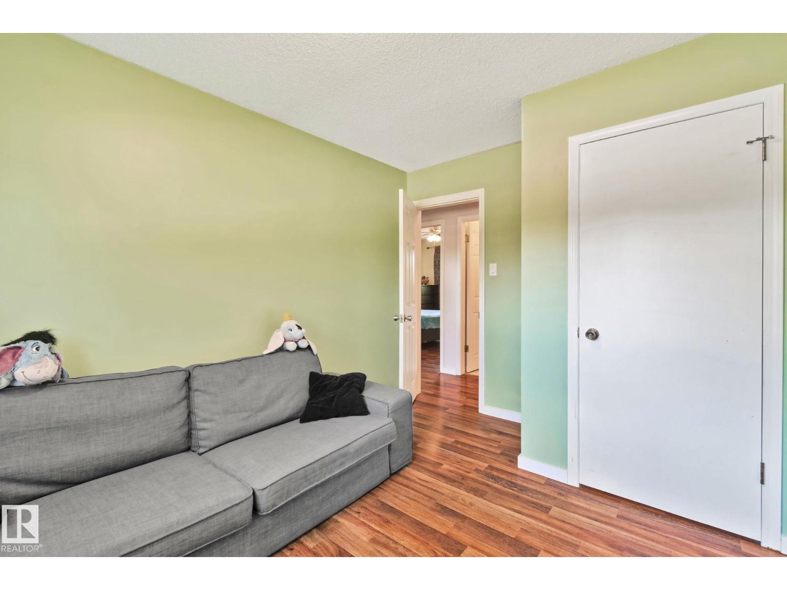 14820 75A ST NW - 15