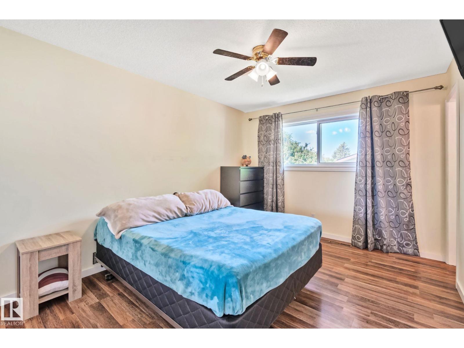 14820 75A ST NW - 18