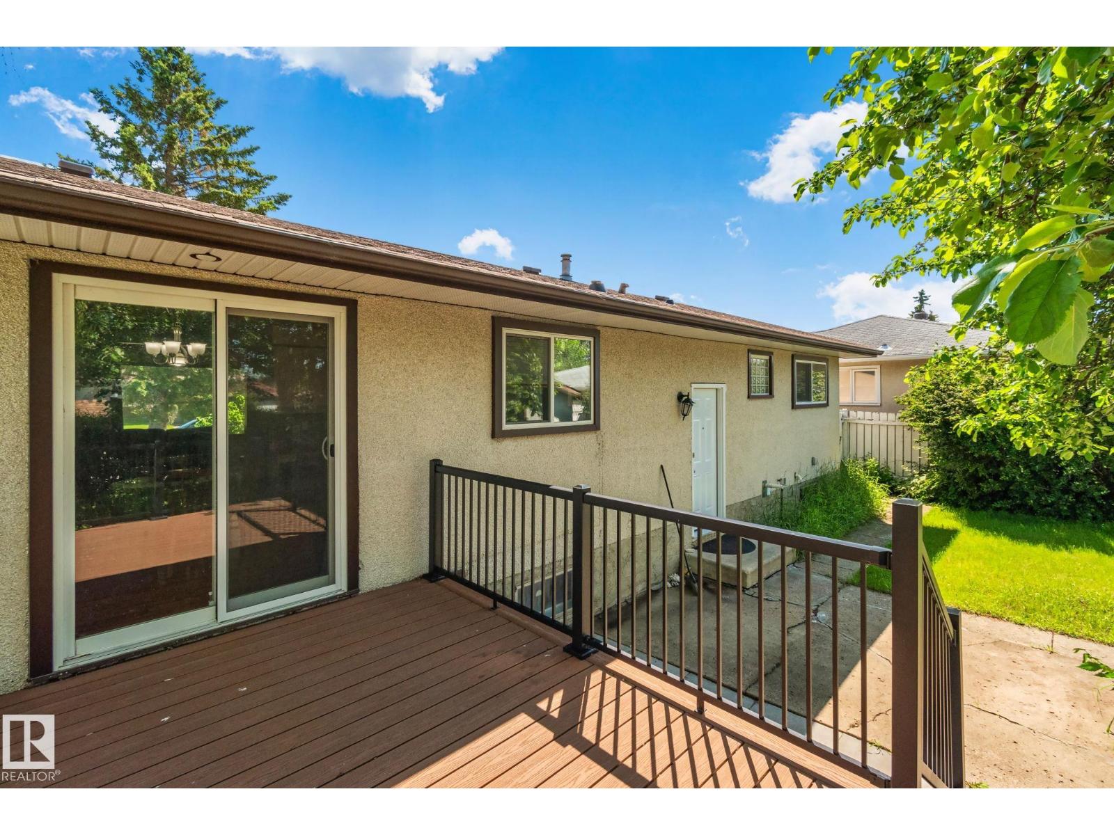 14820 75A ST NW - 36
