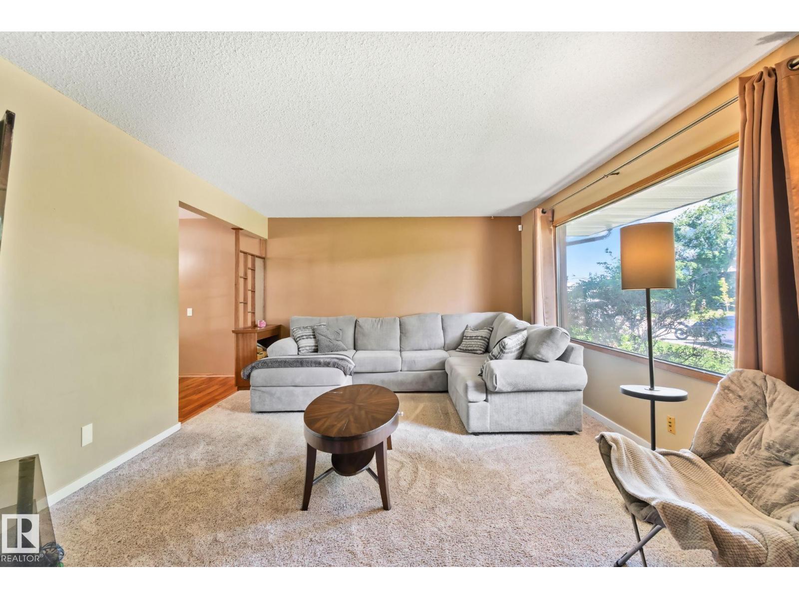 14820 75A ST NW - 4