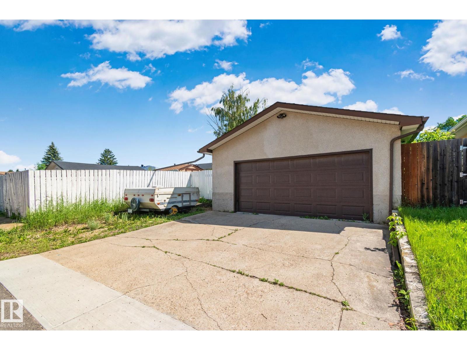 14820 75A ST NW - 41