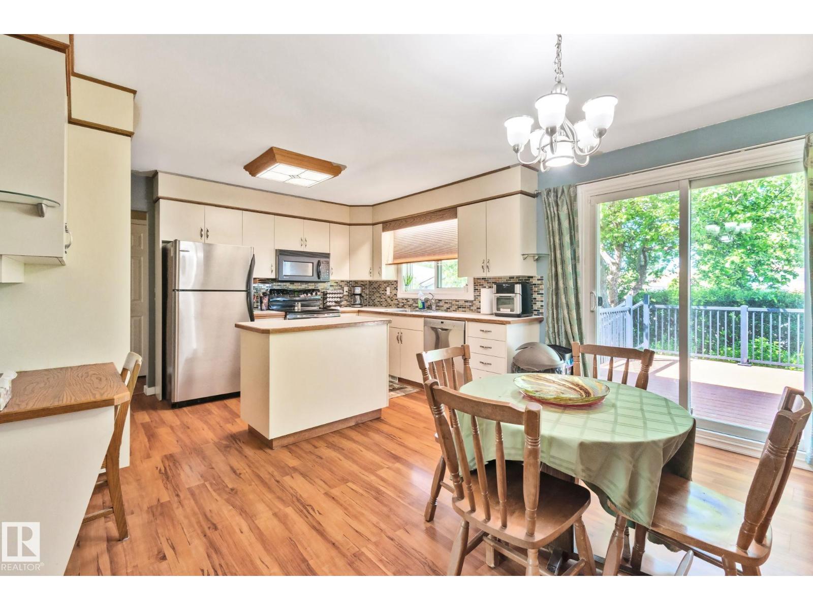 14820 75A ST NW - 6