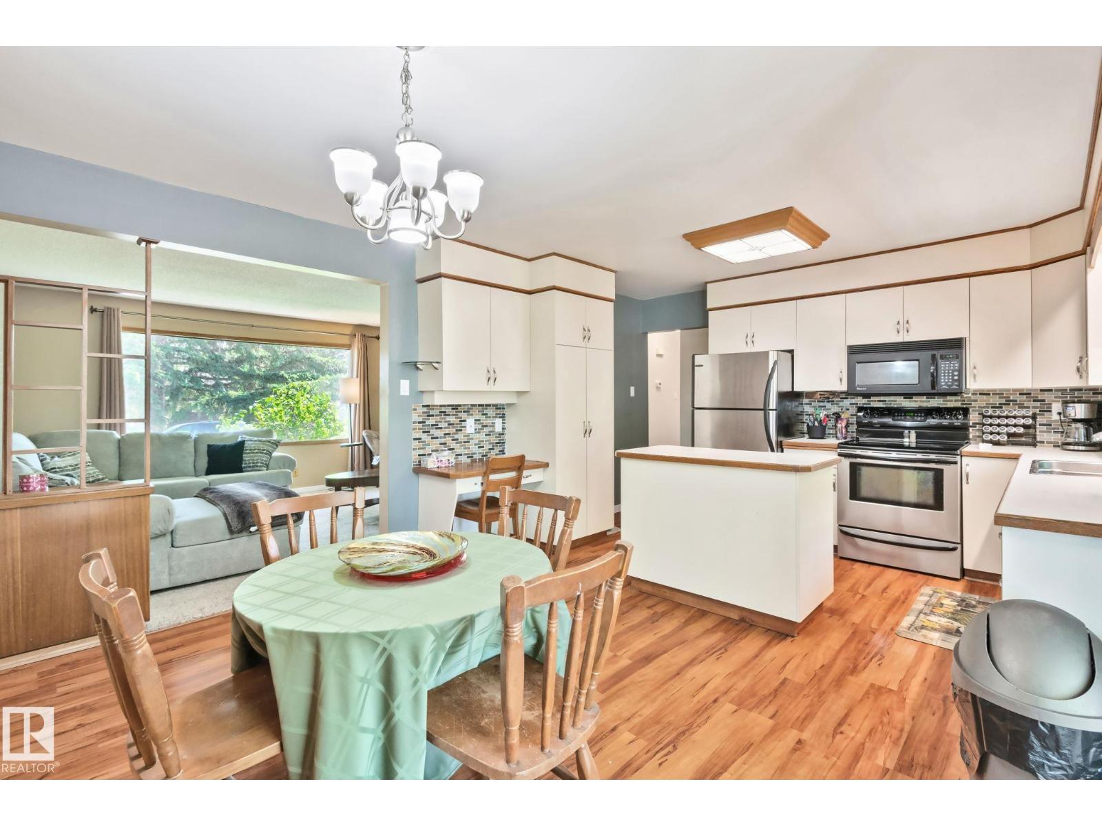 14820 75A ST NW - 8