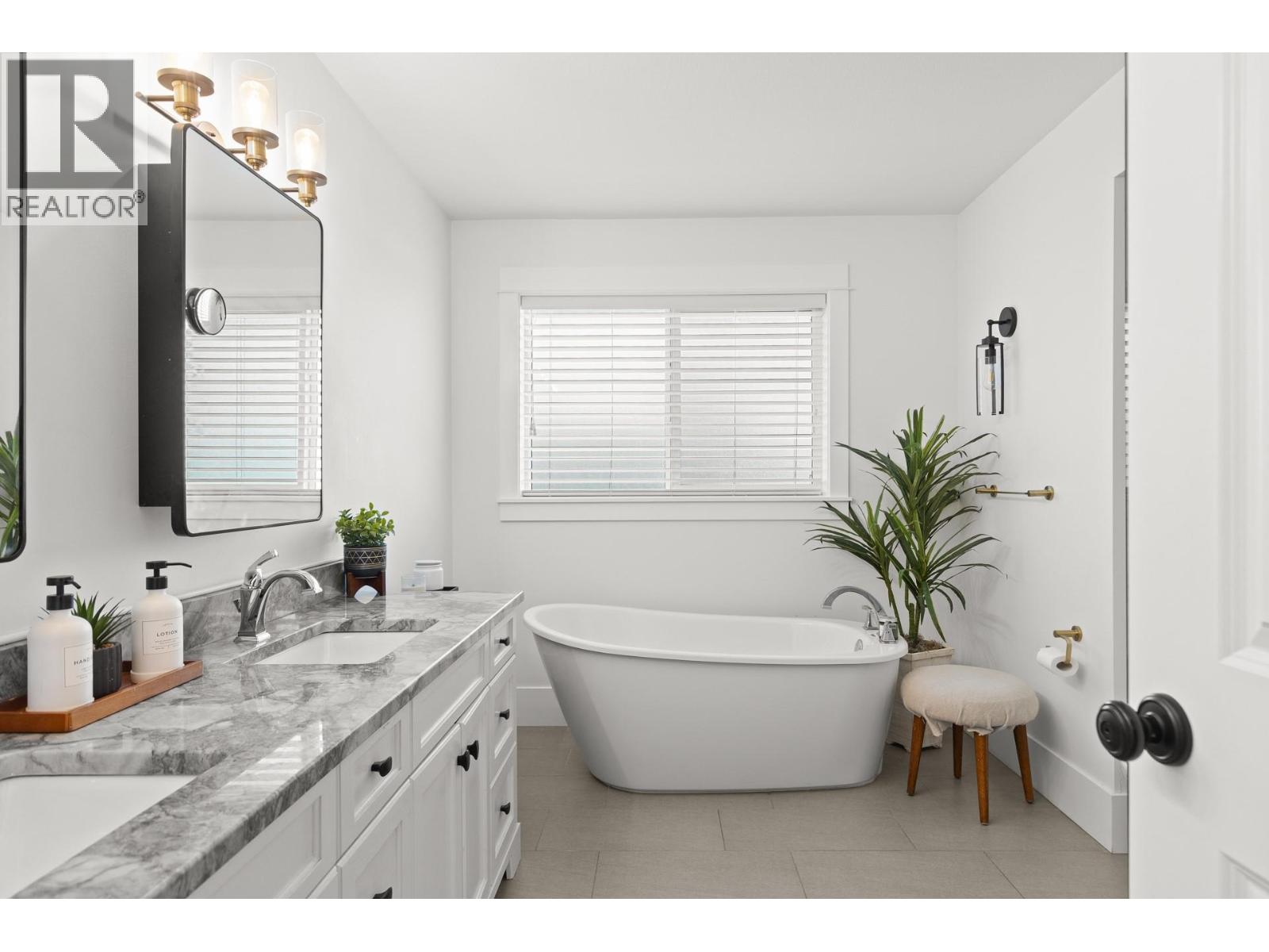 #128 515 Wren Place - 28