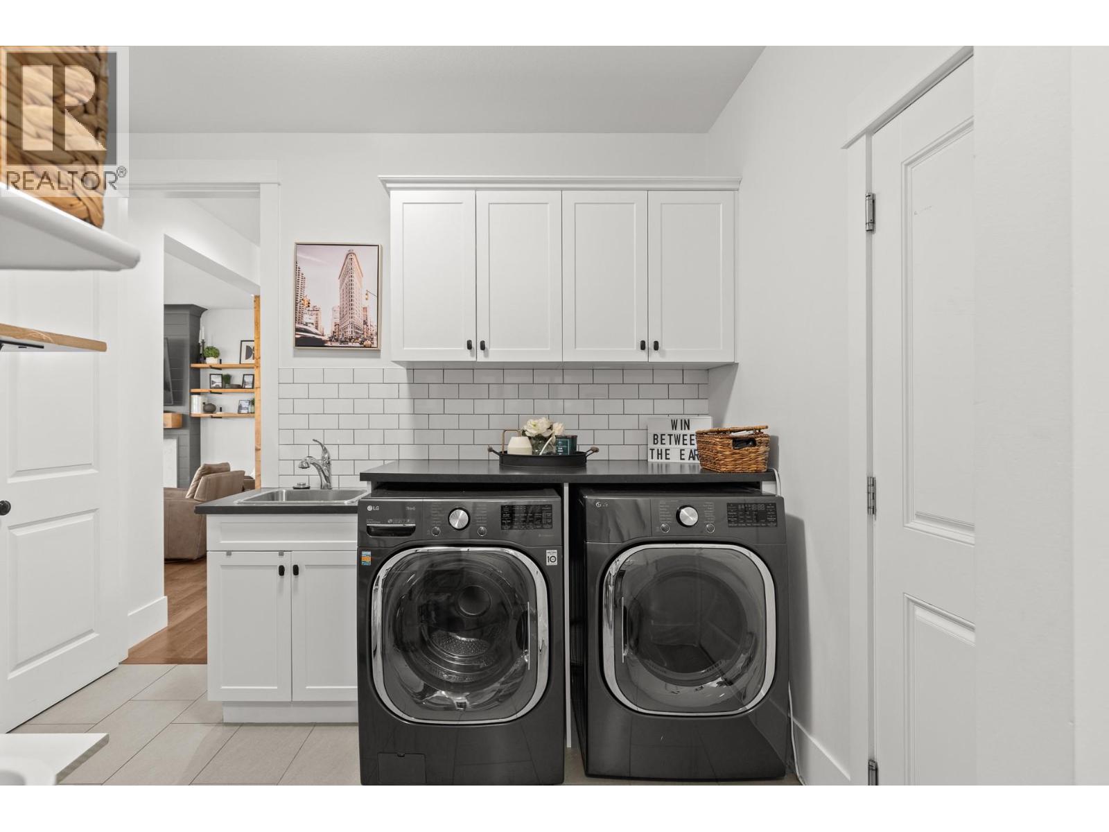 #128 515 Wren Place - 21