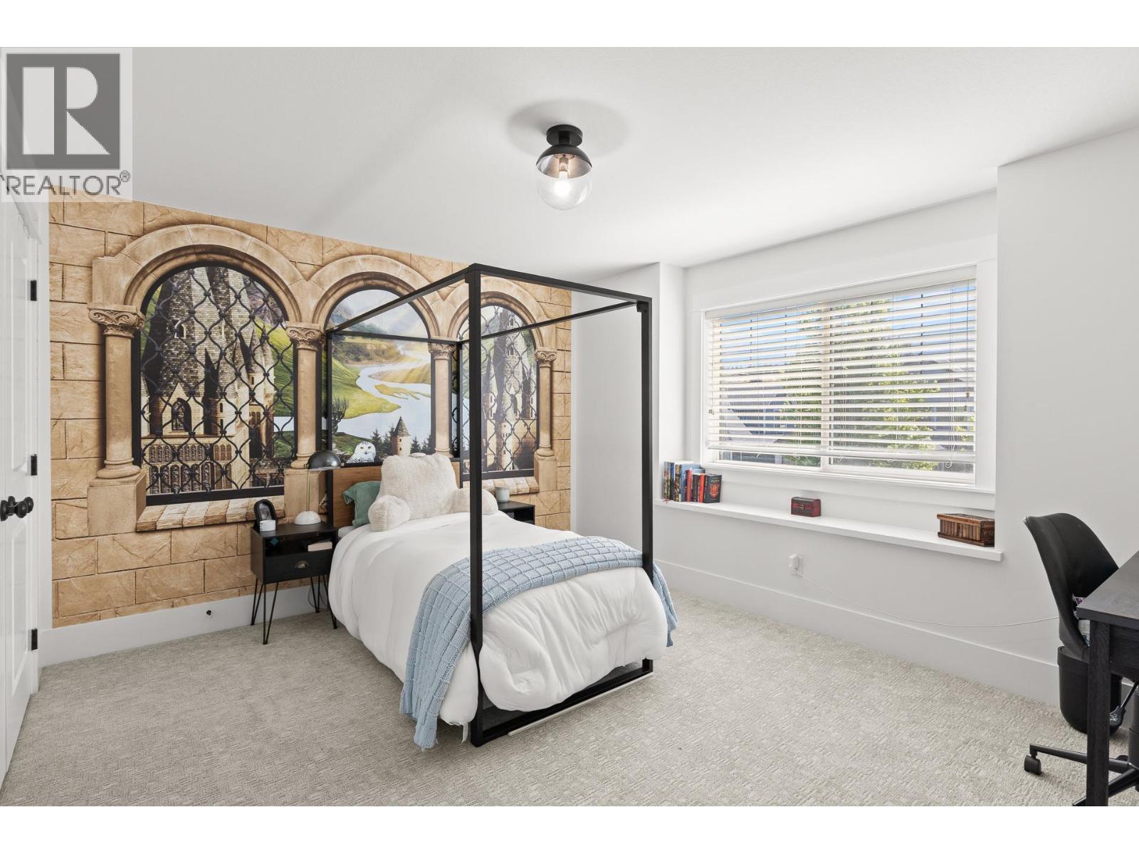 #128 515 Wren Place - 32