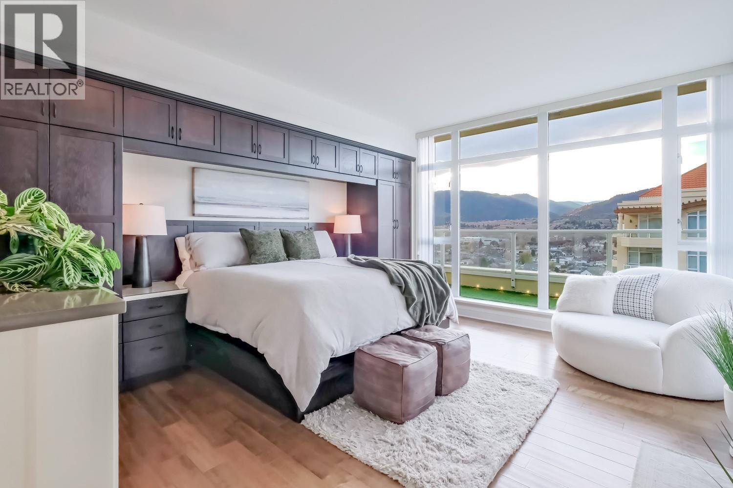 #1501 75 MARTIN Street - 6
