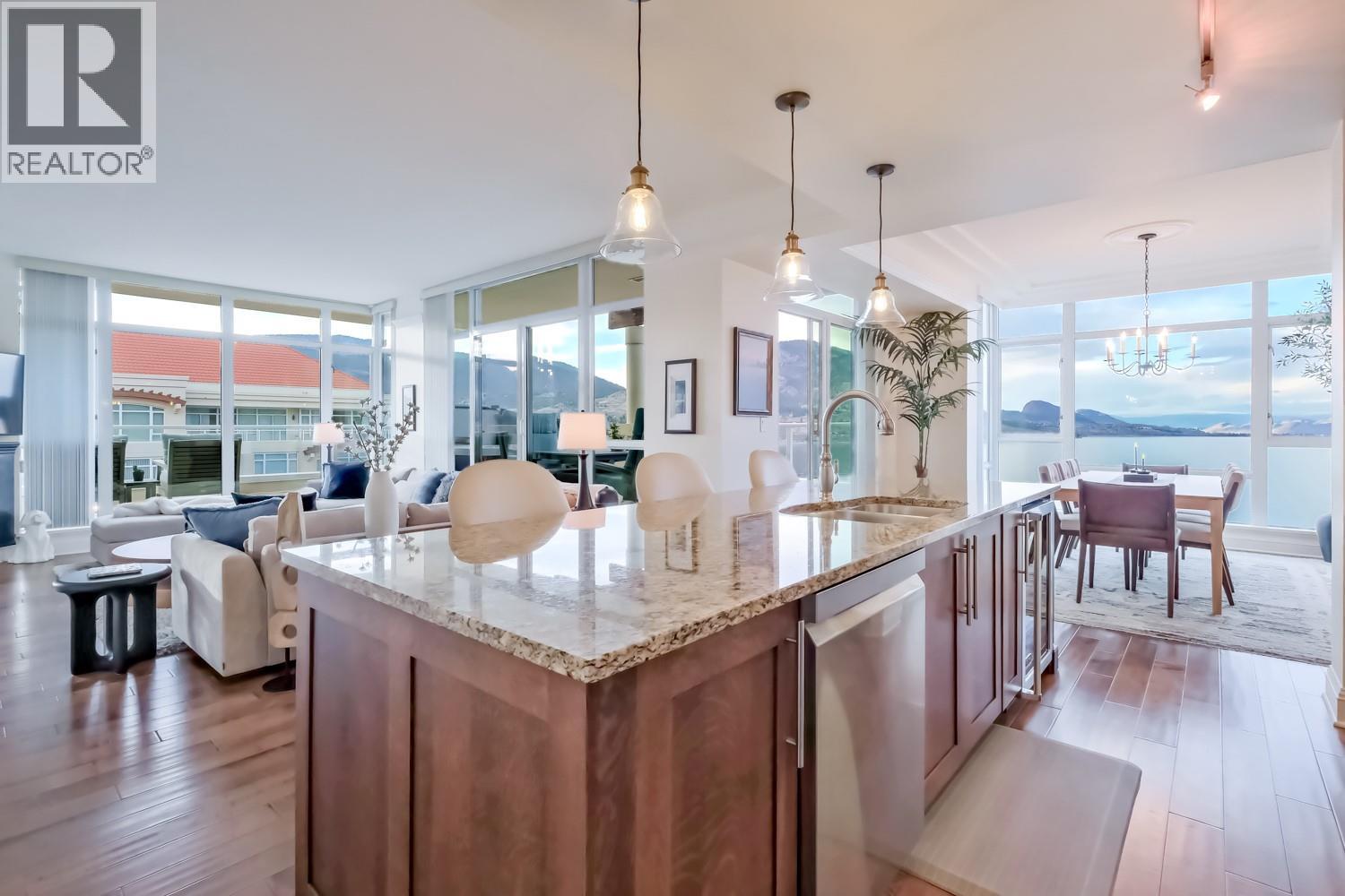 #1501 75 MARTIN Street - 19