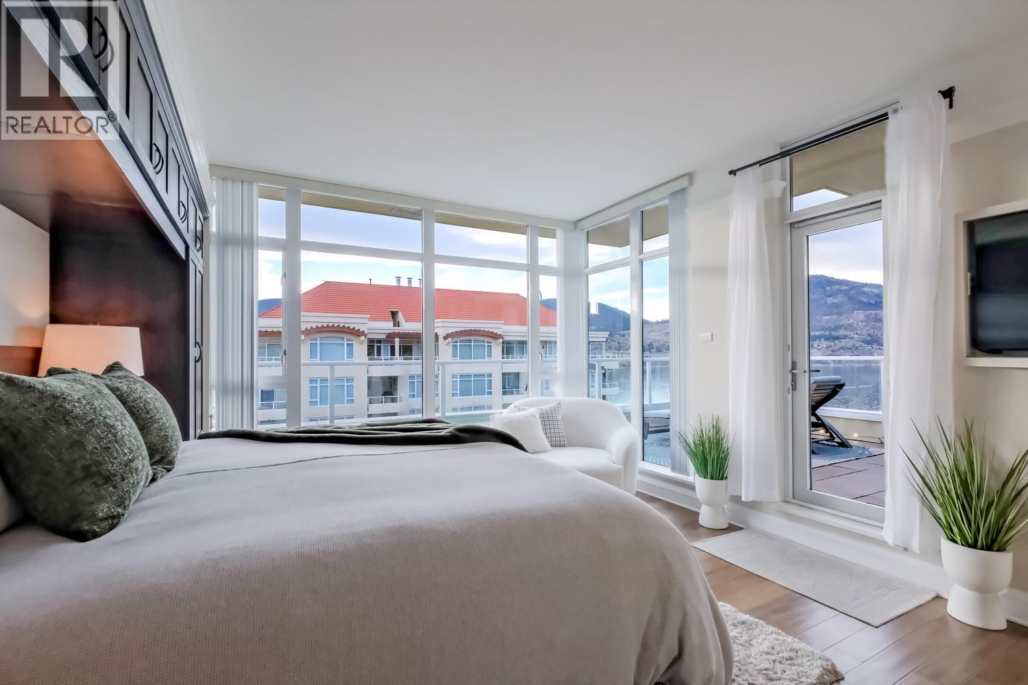 #1501 75 MARTIN Street - 7