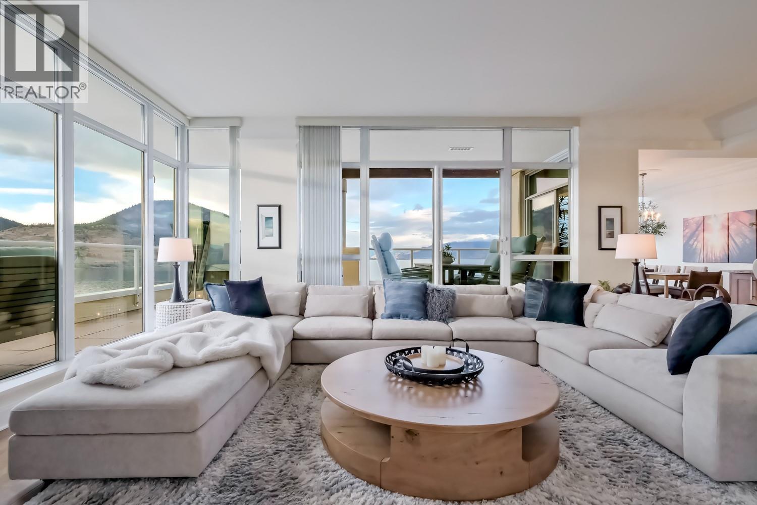 #1501 75 MARTIN Street - 28