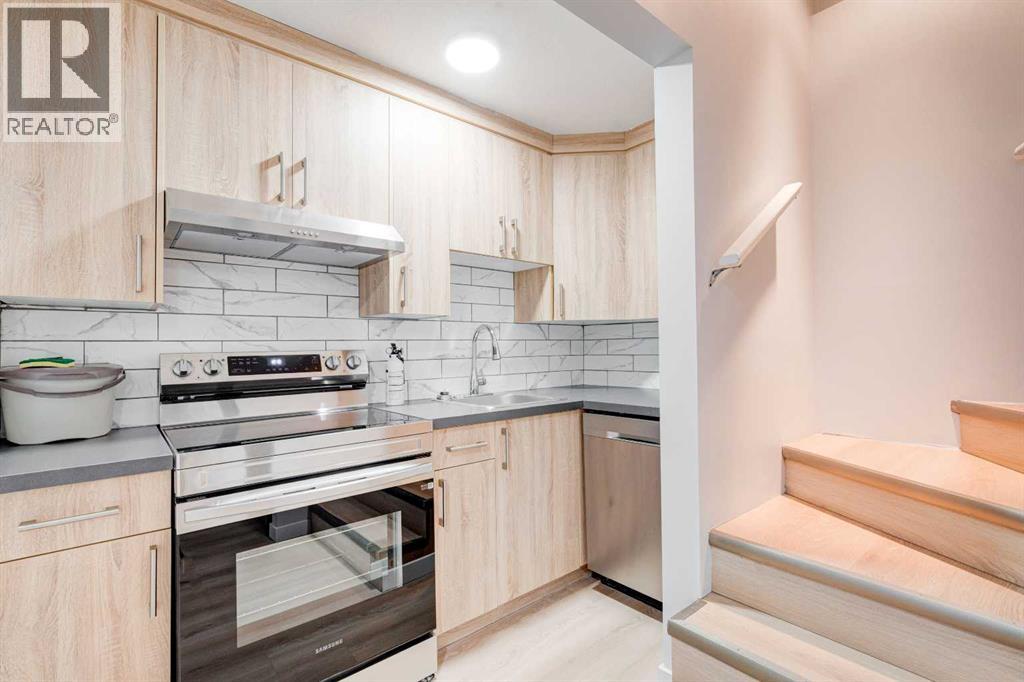 173 Copperfield Gardens SE - 32