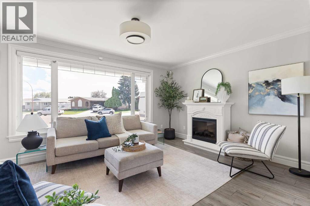 52 Cunliffe Crescent SE — photo 6