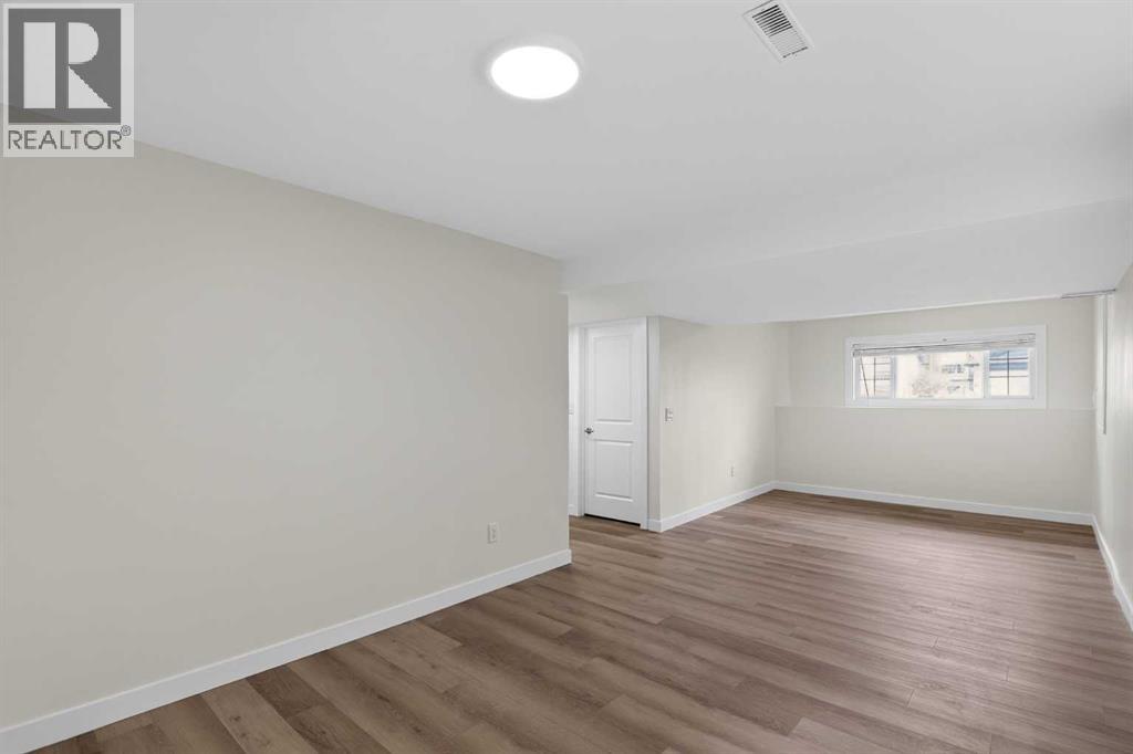 9222 115 Avenue — photo 21
