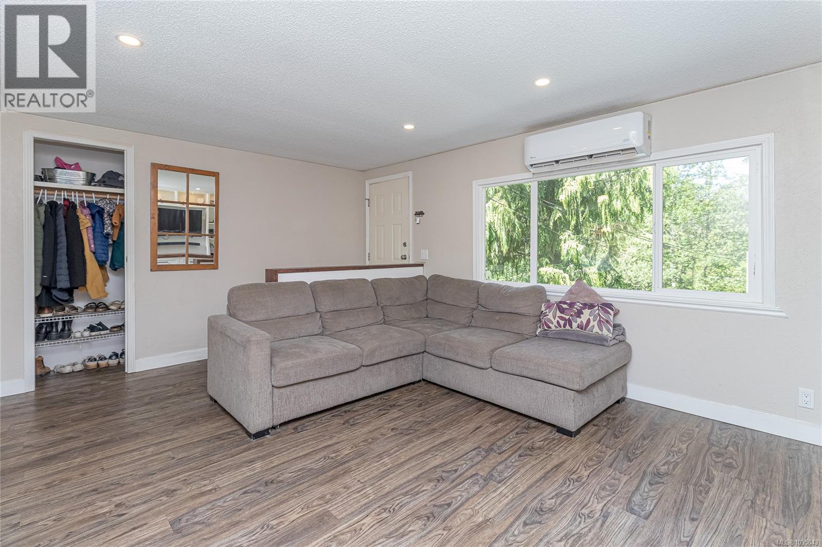 3662 Telegraph Rd - 5
