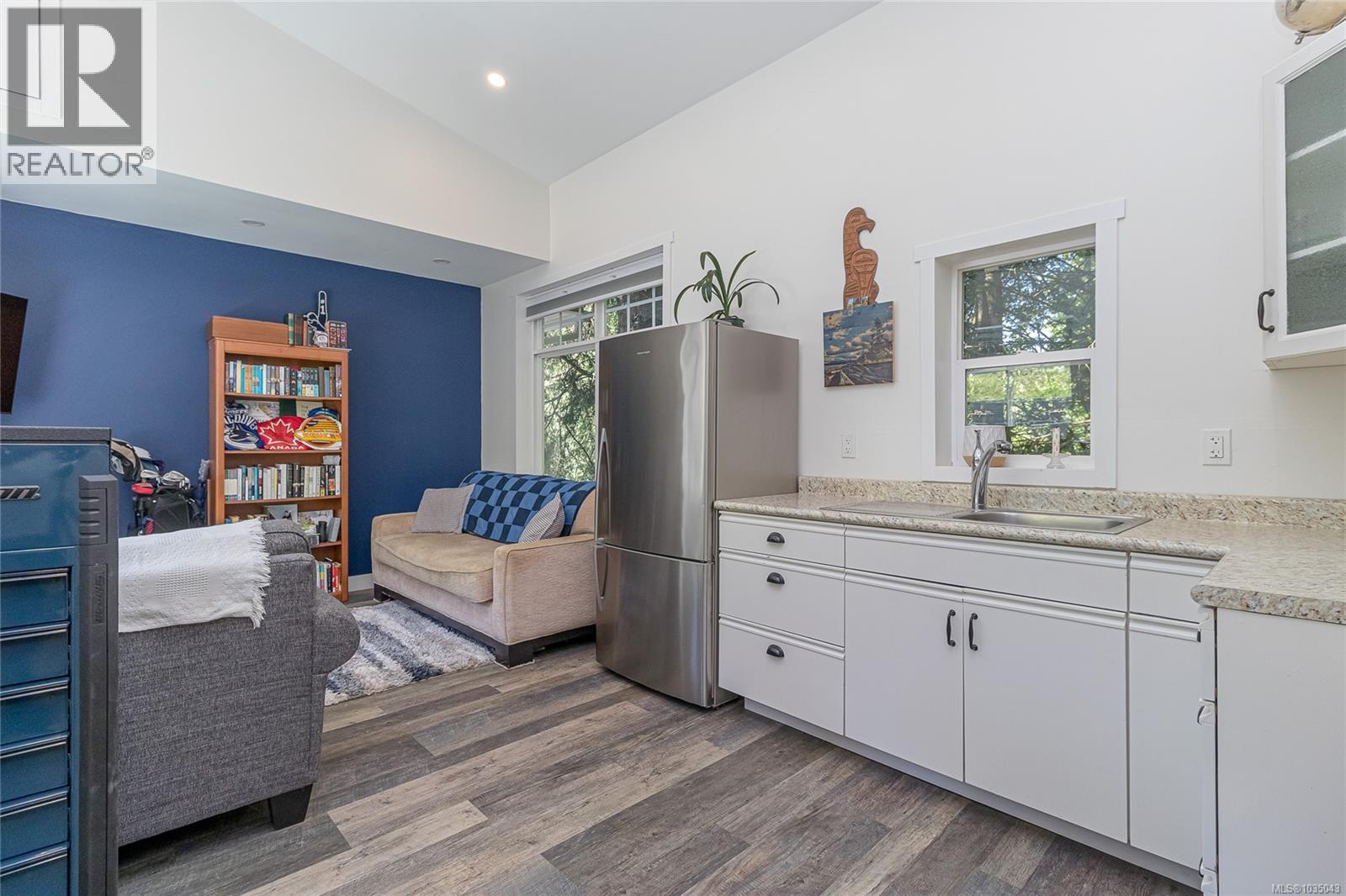 3662 Telegraph Rd - 66
