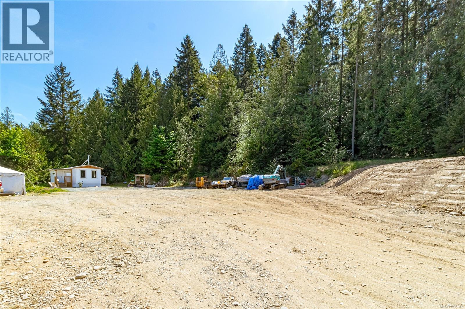 3662 Telegraph Rd - 57