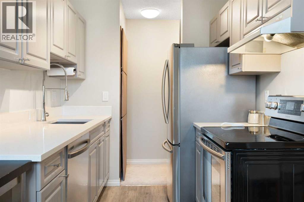#304 305 25 Avenue SW - 18