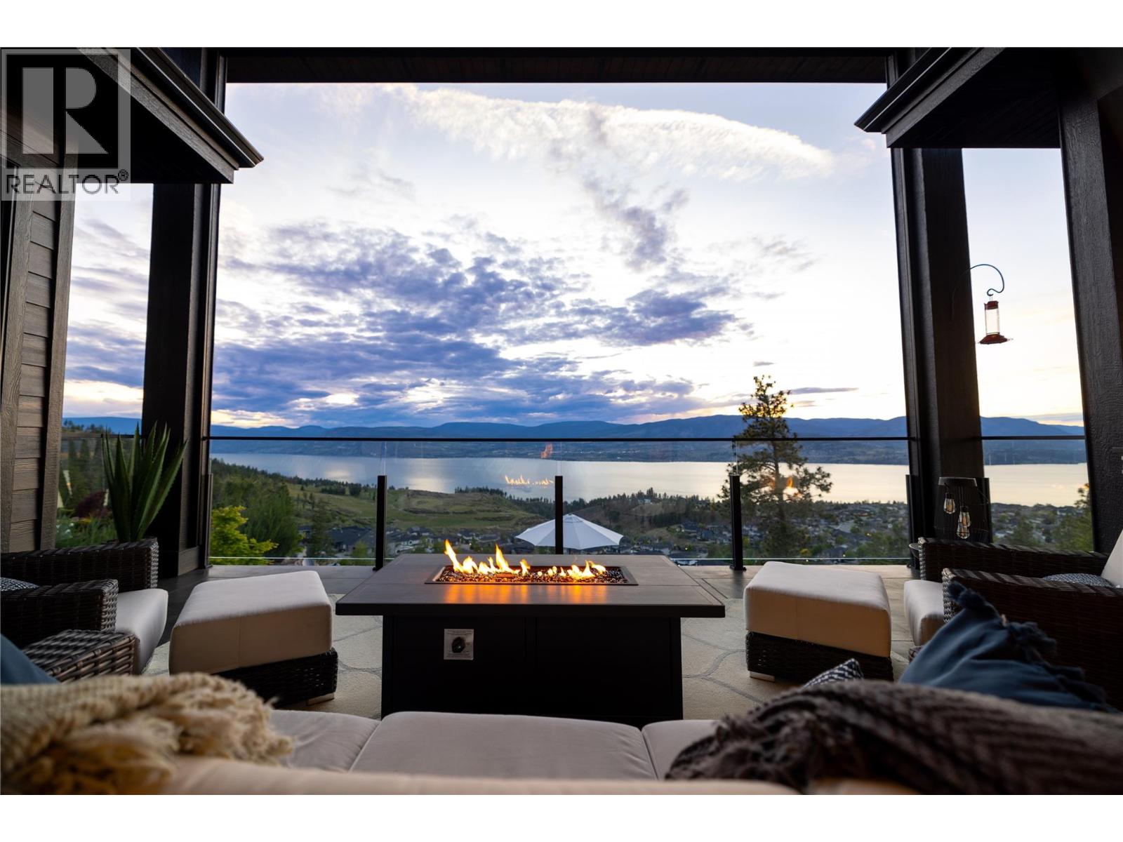 #111 5650 The Edge Place - 27