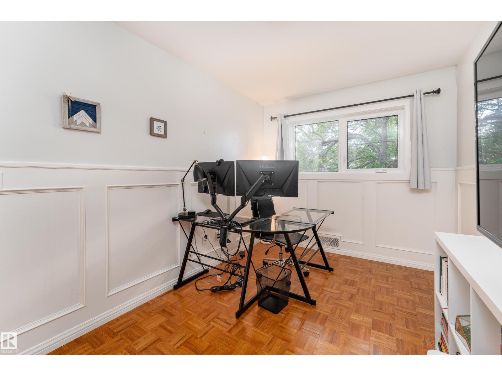 10512 45 ST NW — photo 26