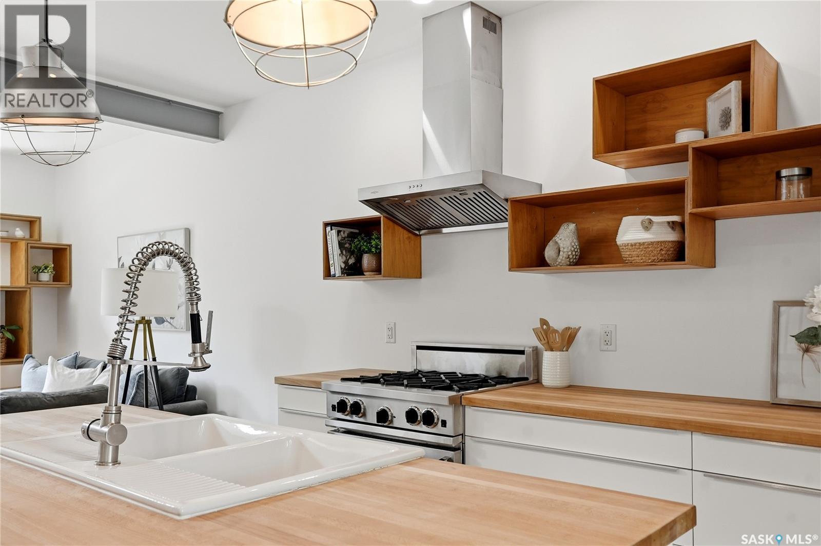 518 G AVENUE S — photo 15