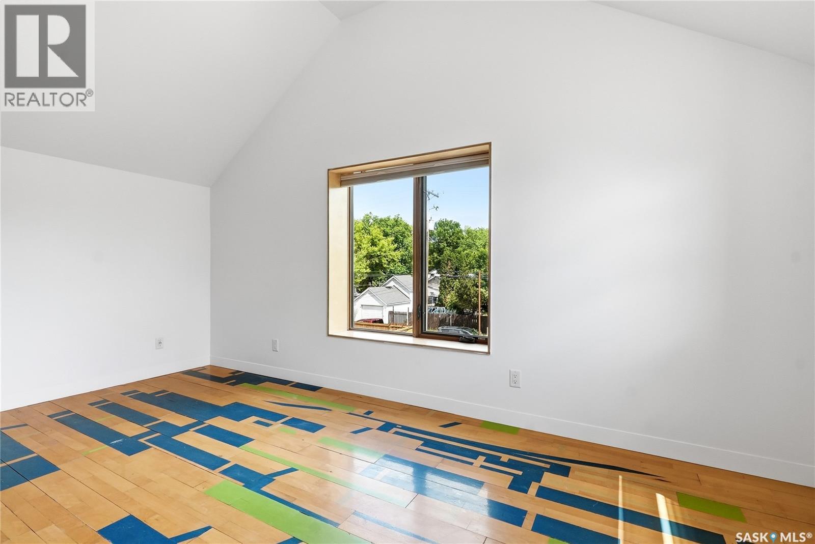 518 G AVENUE S — photo 28