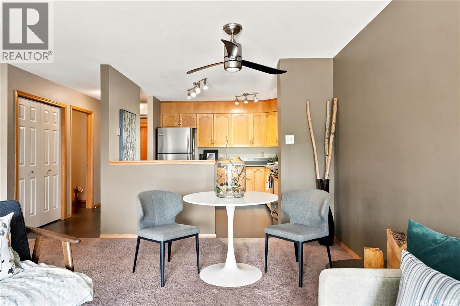 #203 910 9th STREET E - 17