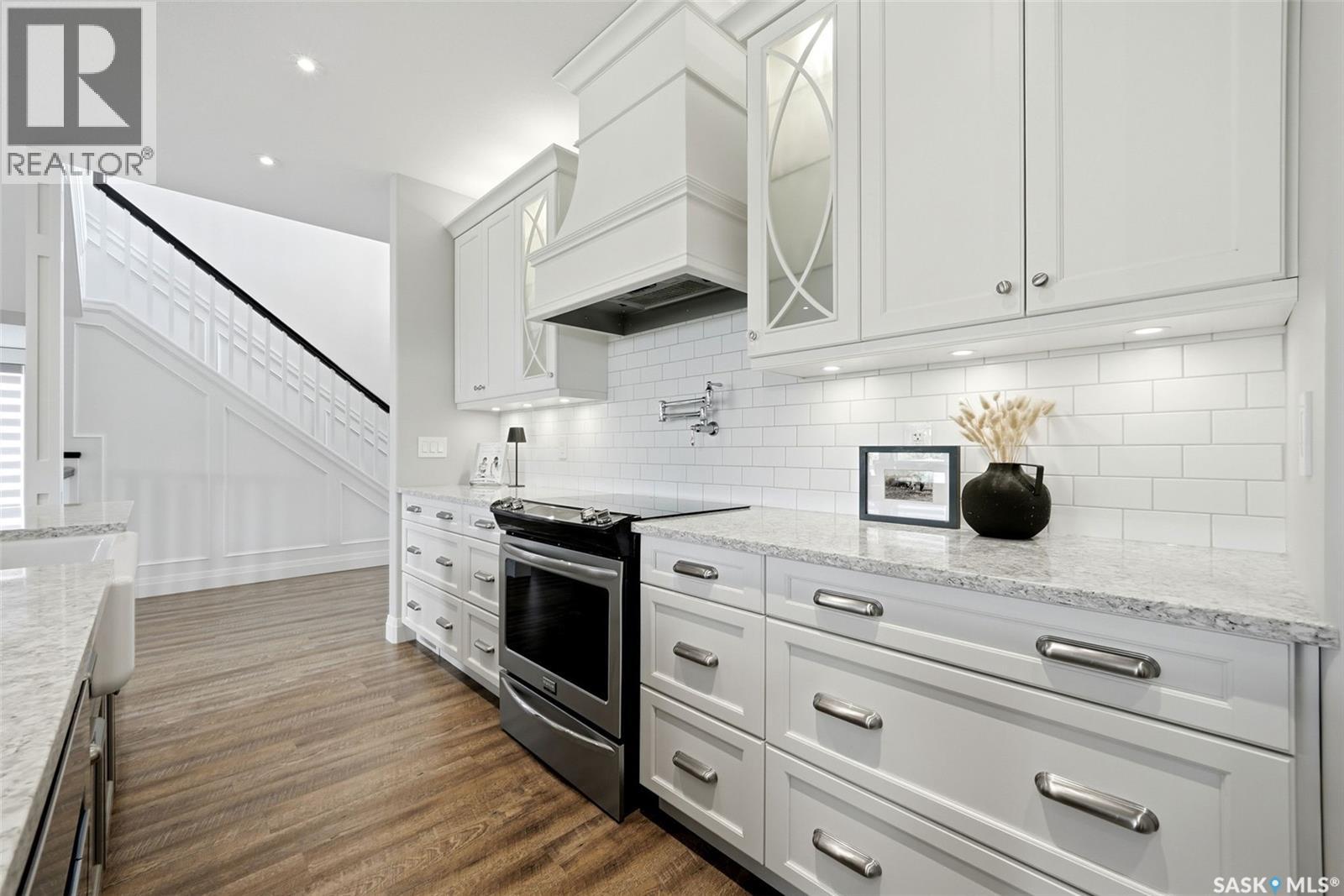 3 Oxford BAY — photo 11