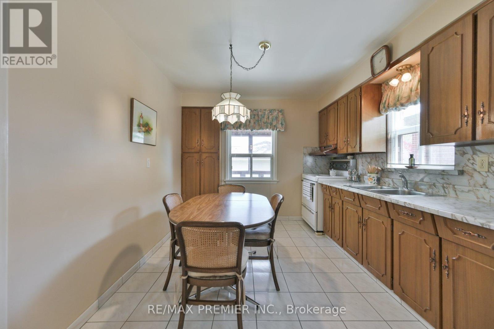 81 MACLEOD STREET - 10