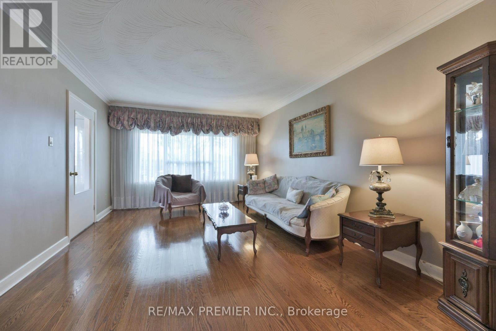 81 MACLEOD STREET - 7