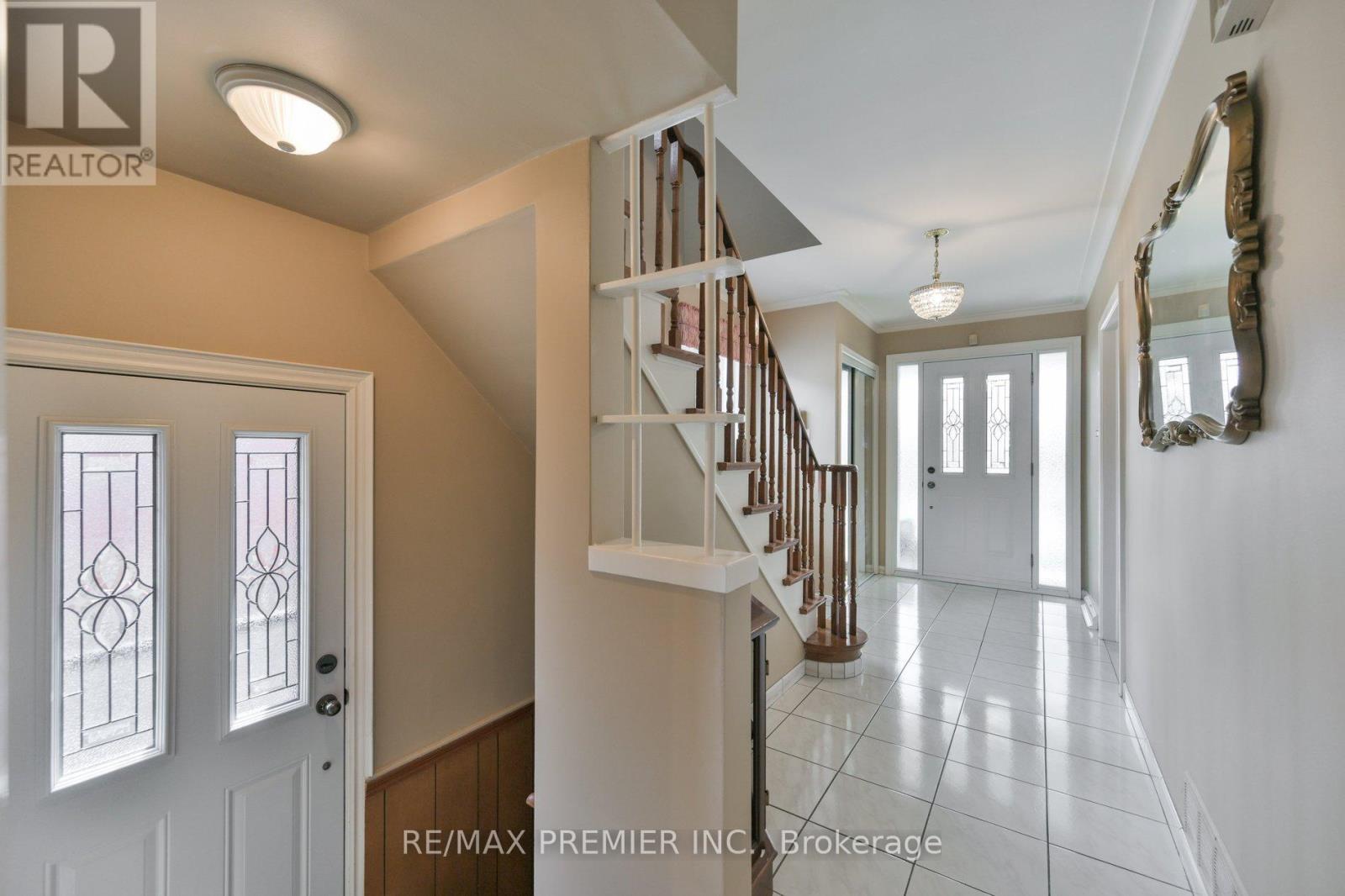 81 MACLEOD STREET - 5