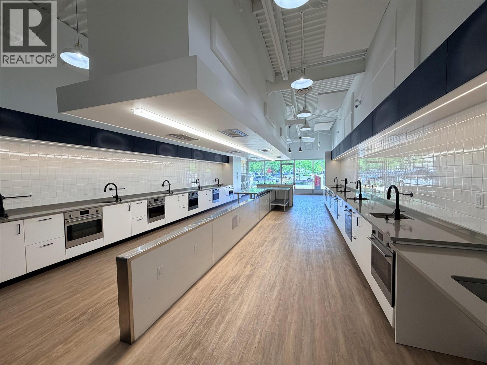 138 1876 Cooper Road, Kelowna