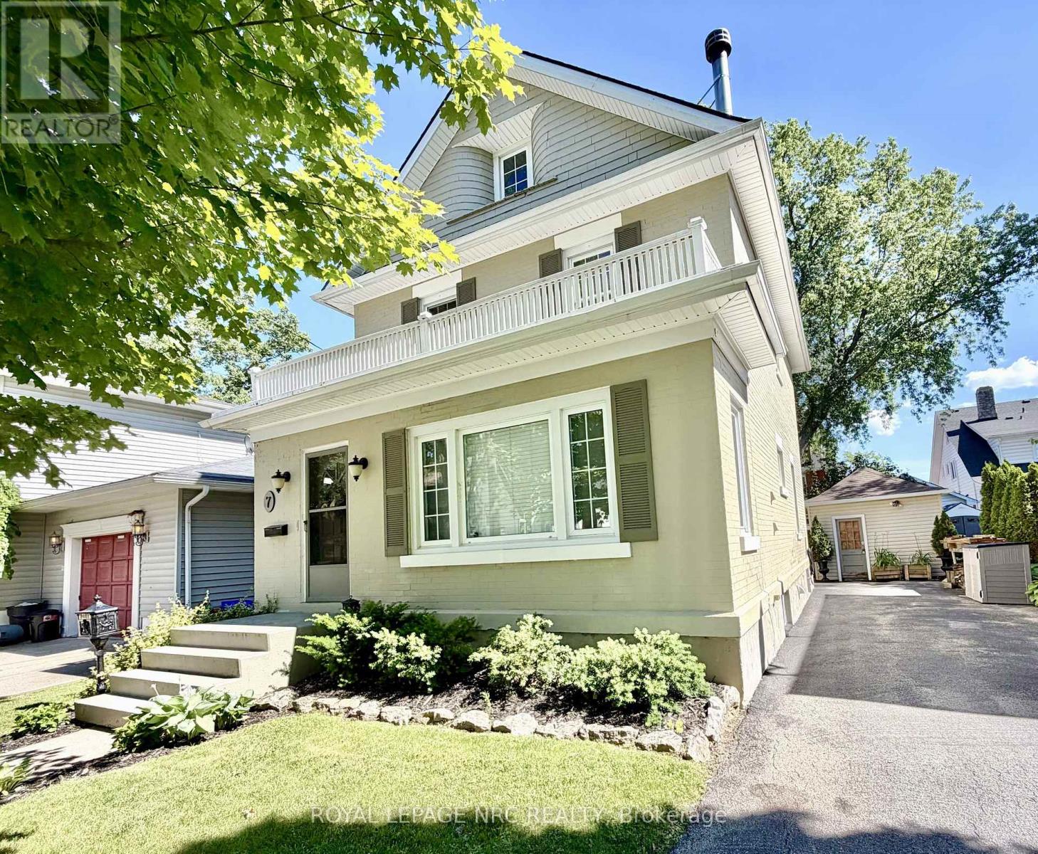 7 HIGHLAND GARDENS - 45